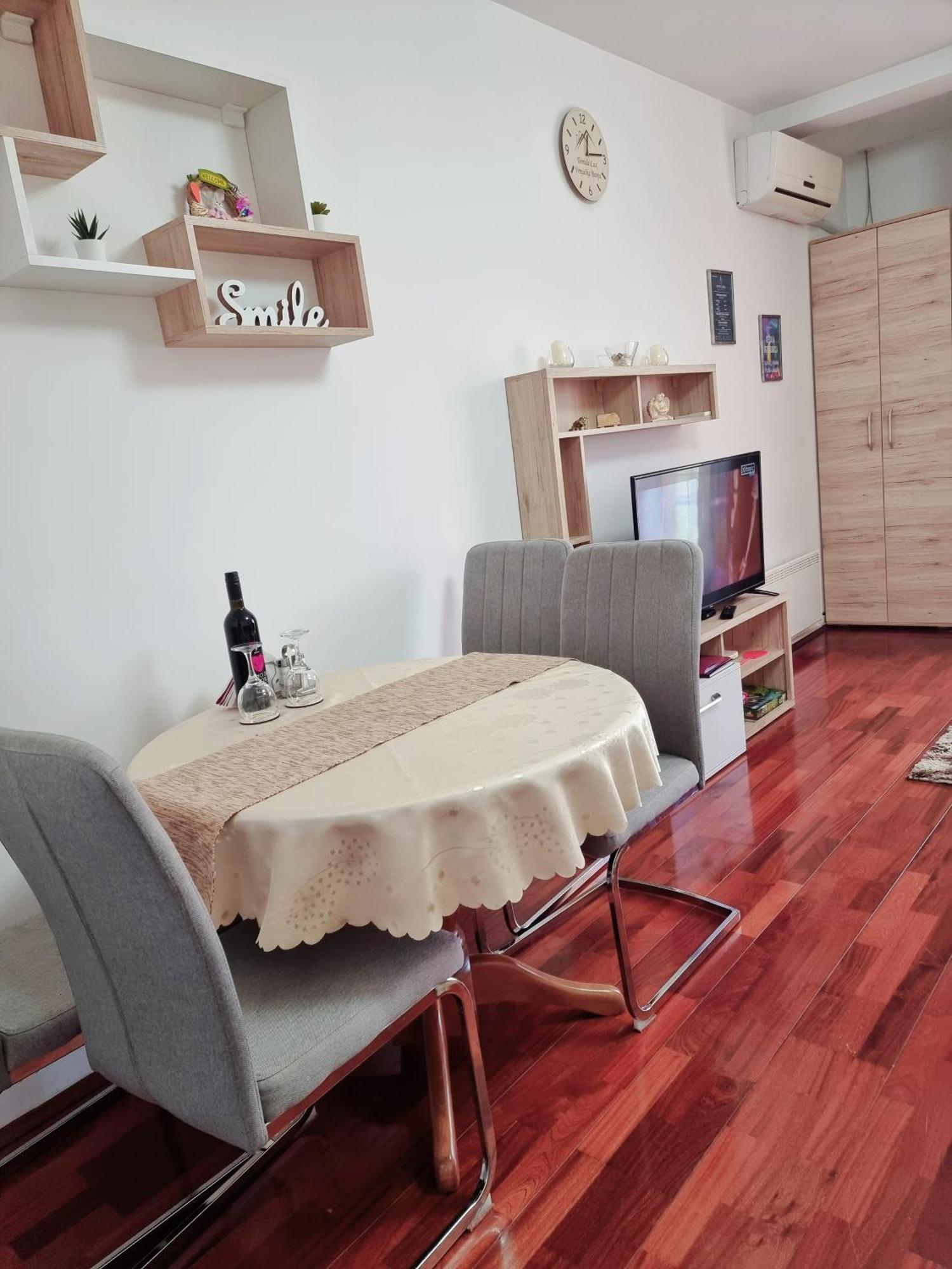 Apartman Temida Lux Vrnjacka Banja Bagian luar foto